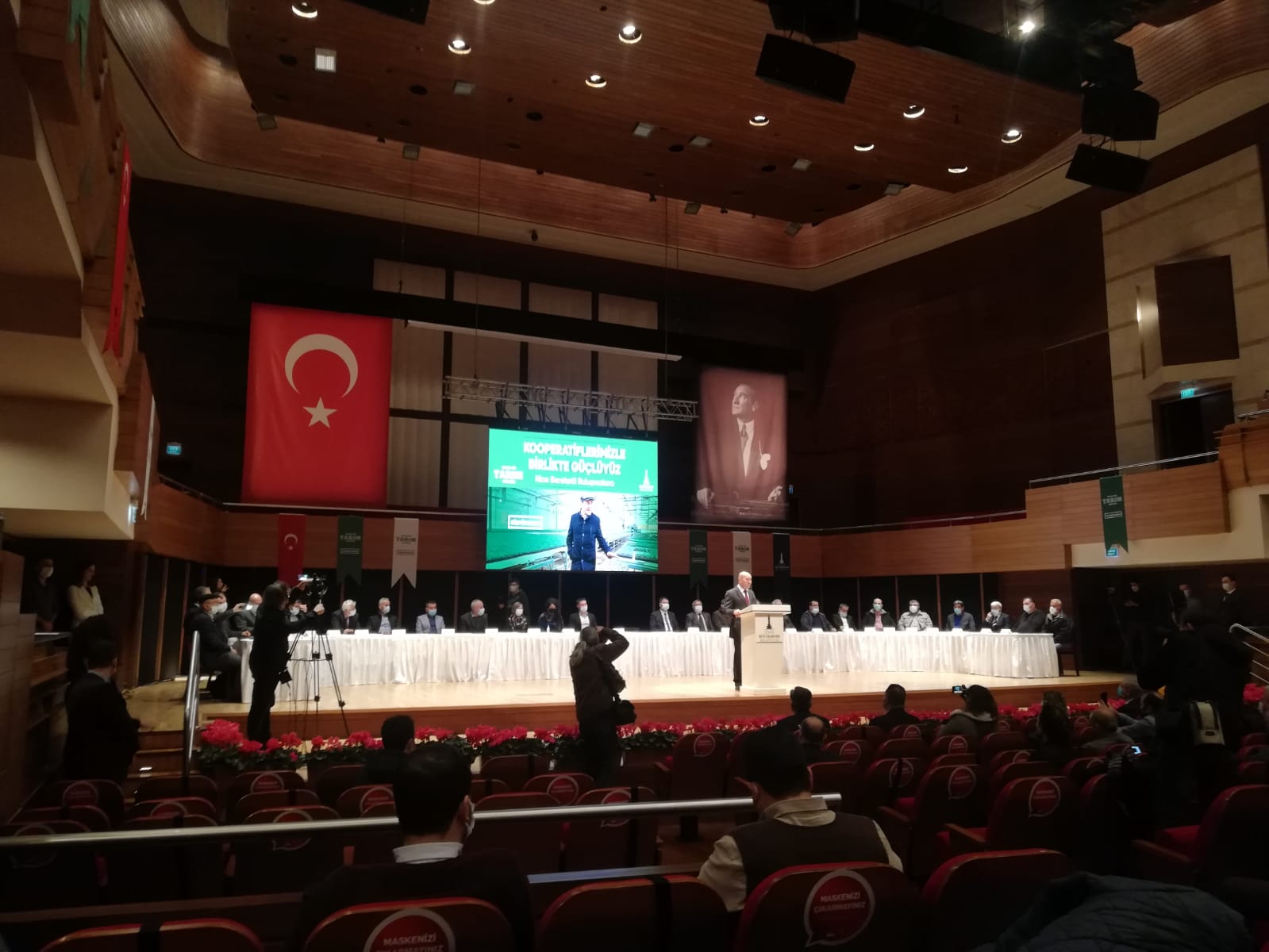 Bademler Köyü Tarımsal Kalkınma Kooperatifi Izmir-buyuksehir-belediyesi-ile-yapilan-2021-yilin-urun-alim-sozlesmesi-imzaladik